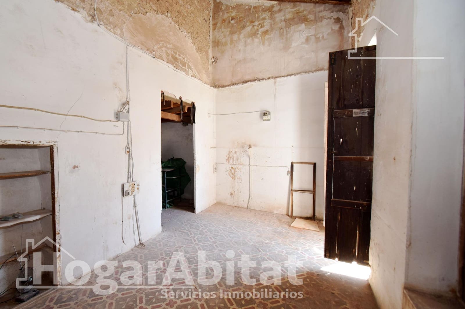 4 soveværelse Byhus til salg i La Vall d'Uixo med garage - € 80.000 (Ref: 9778230)