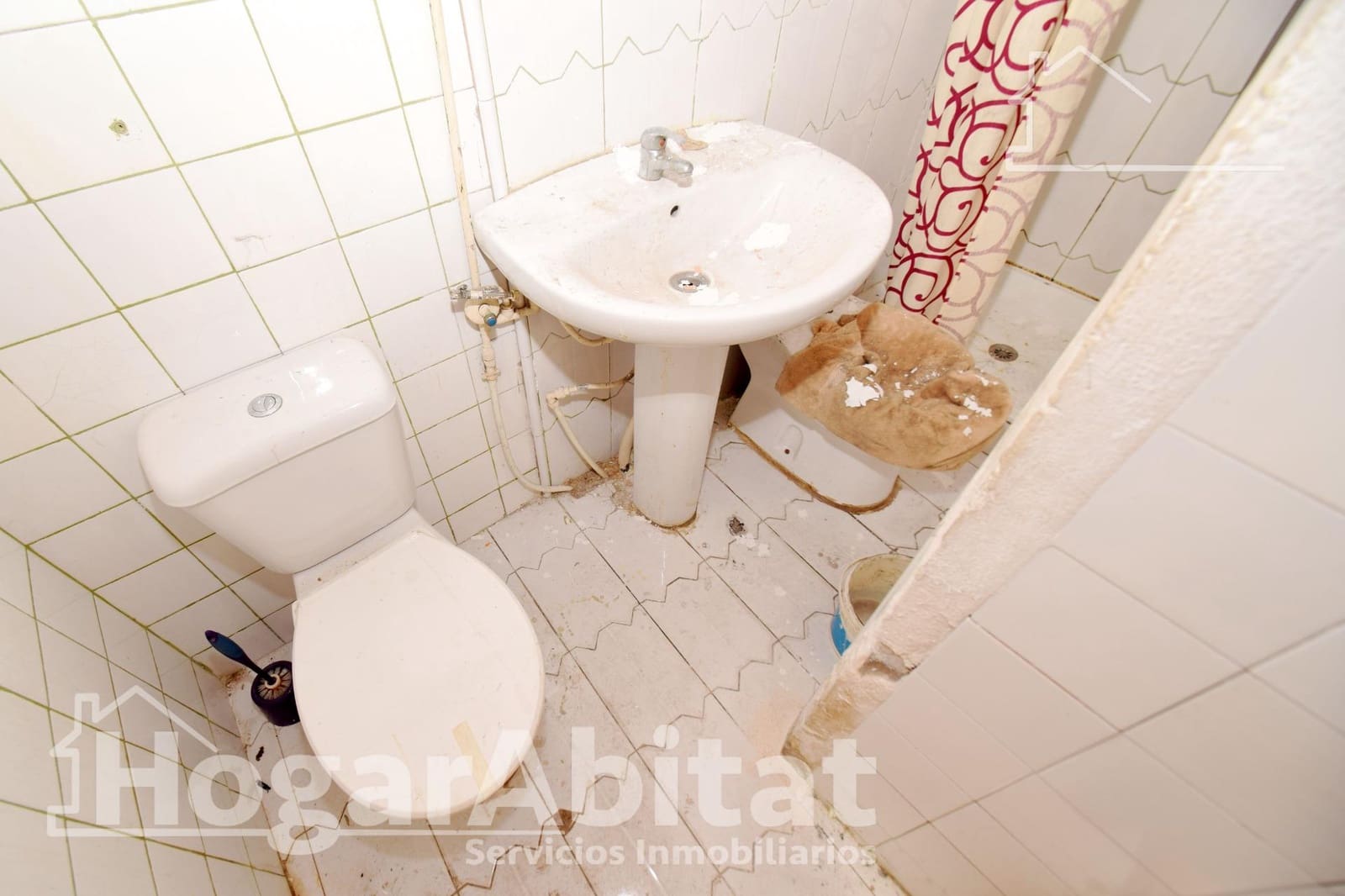 4 soveværelse Byhus til salg i La Vall d'Uixo med garage - € 80.000 (Ref: 9778230)