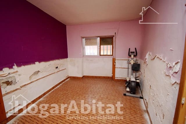 6 slaapkamer Huis te koop in L'Alcora - € 75.000 (Ref: 9778231)