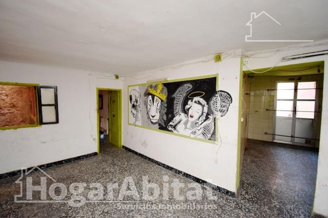 6 slaapkamer Huis te koop in L'Alcora - € 75.000 (Ref: 9778231)