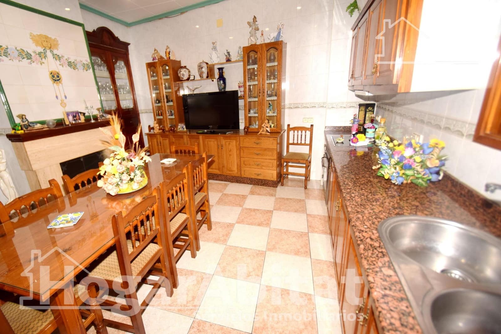 6 sypialnia Dom na sprzedaż w Castello de la Plana - 250 000 € (Ref: 9778238)