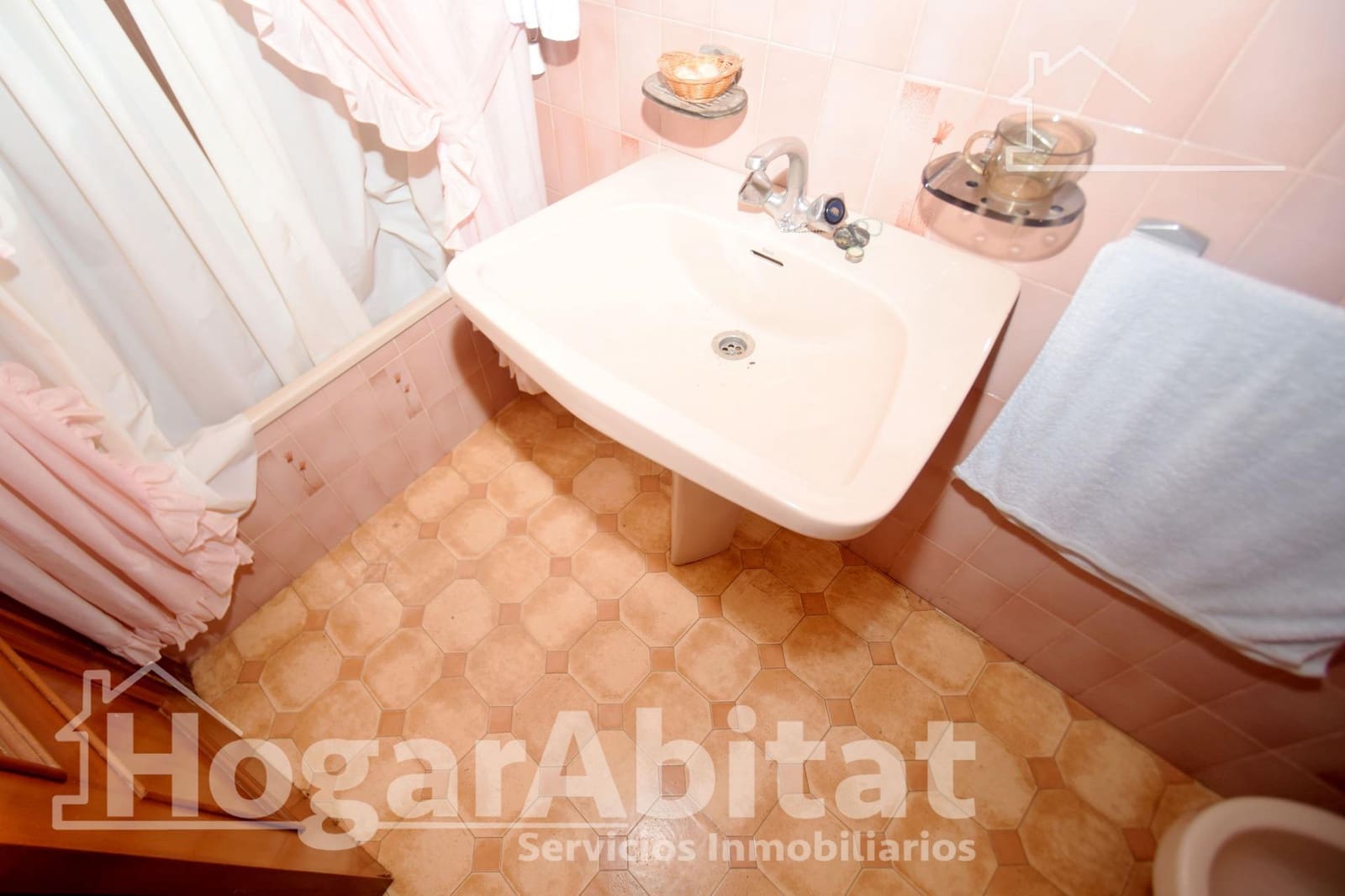 6 sypialnia Dom na sprzedaż w Castello de la Plana - 250 000 € (Ref: 9778238)