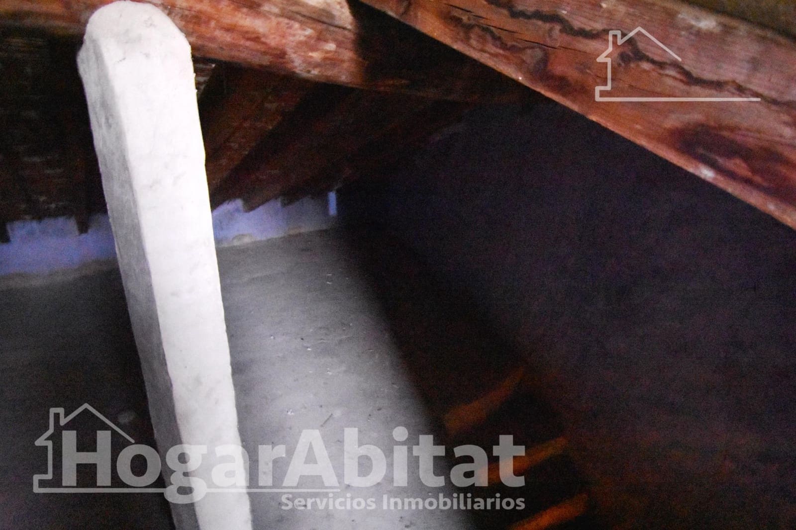 2 makuuhuone Omakotitalo myytävänä paikassa Favara - 124 000 € (Ref: 9778239)