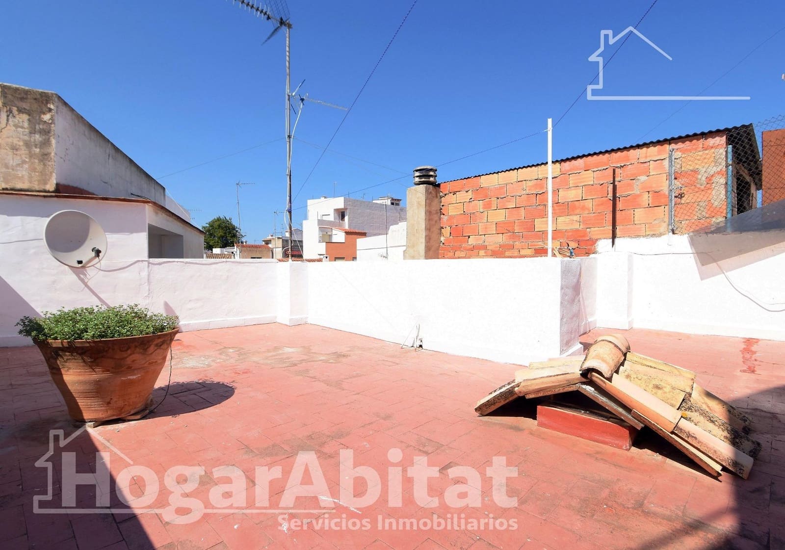 5 makuuhuone Omakotitalo myytävänä paikassa Pego mukana 
autotalli - 148 000 € (Ref: 9778242)