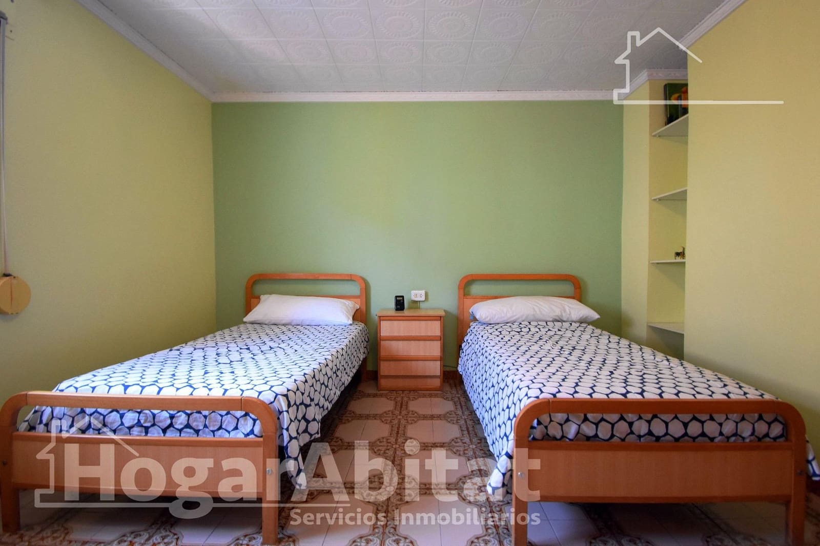 5 makuuhuone Omakotitalo myytävänä paikassa Pego mukana 
autotalli - 148 000 € (Ref: 9778242)