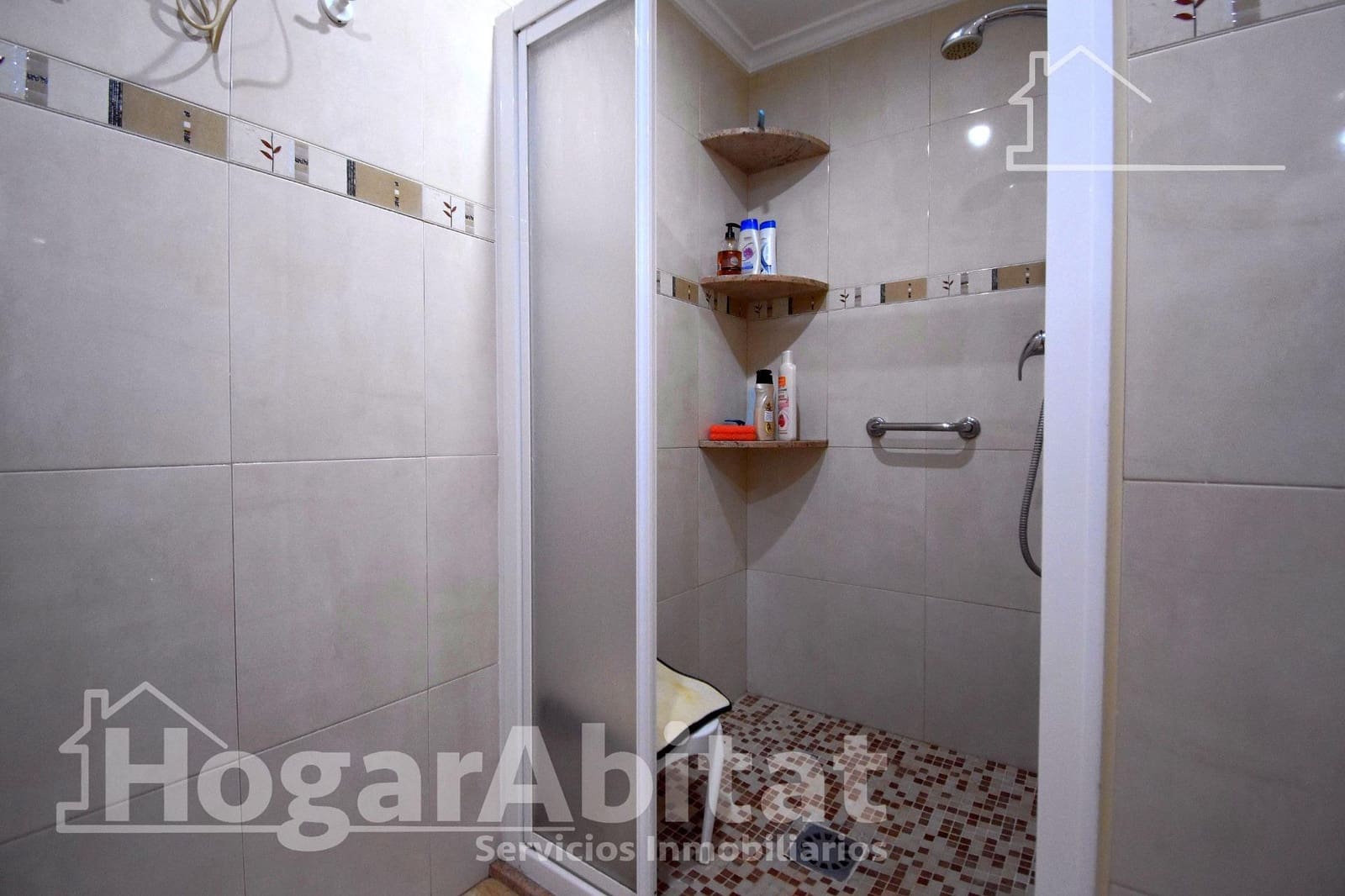 5 makuuhuone Omakotitalo myytävänä paikassa Pego mukana 
autotalli - 148 000 € (Ref: 9778242)