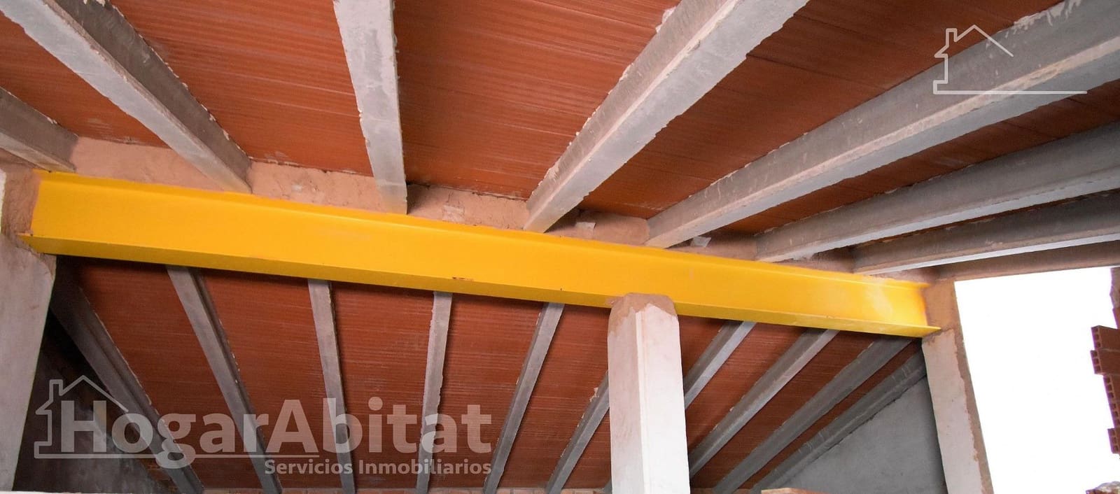 5 makuuhuone Omakotitalo myytävänä paikassa Pego mukana 
autotalli - 148 000 € (Ref: 9778242)