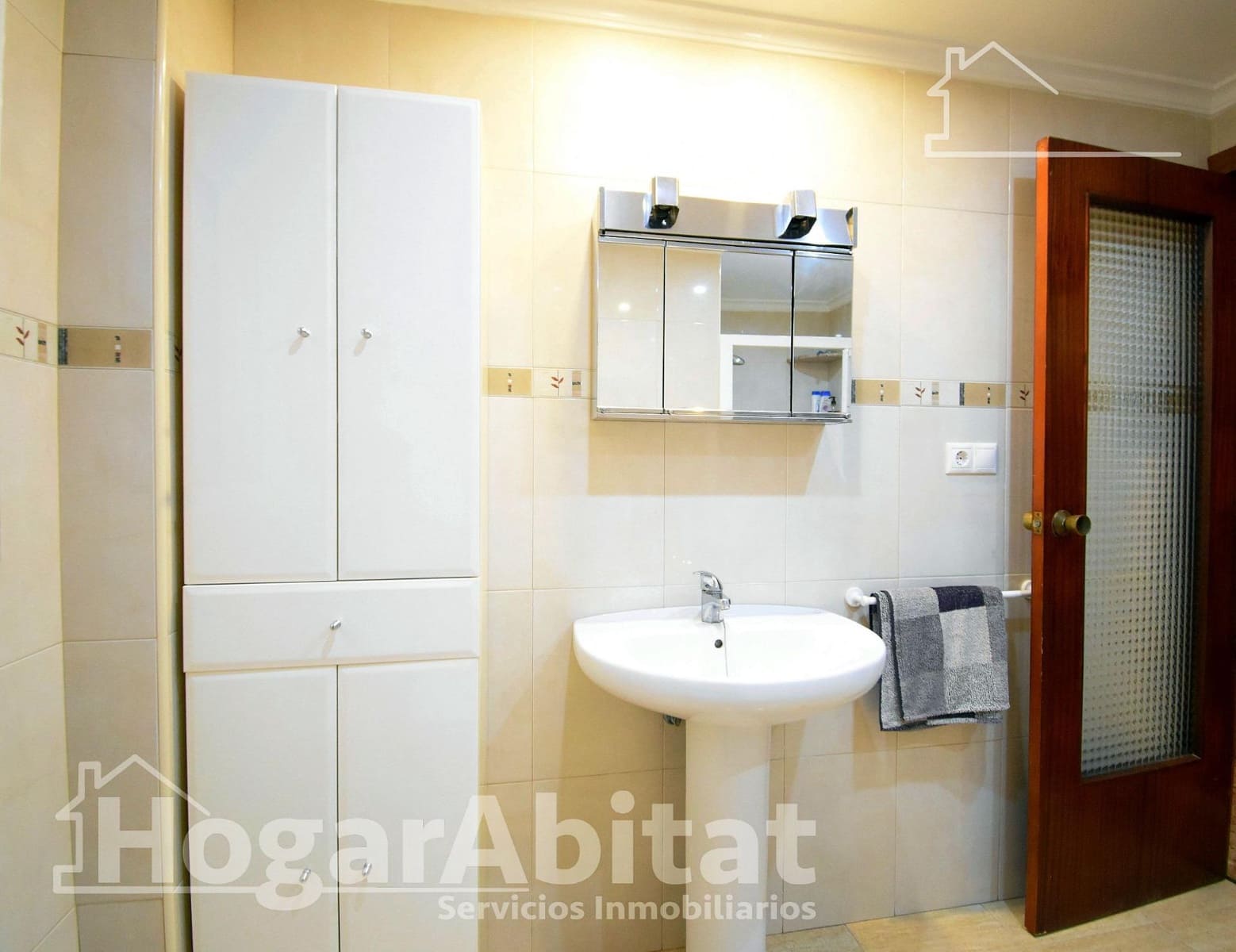 5 makuuhuone Omakotitalo myytävänä paikassa Pego mukana 
autotalli - 148 000 € (Ref: 9778242)