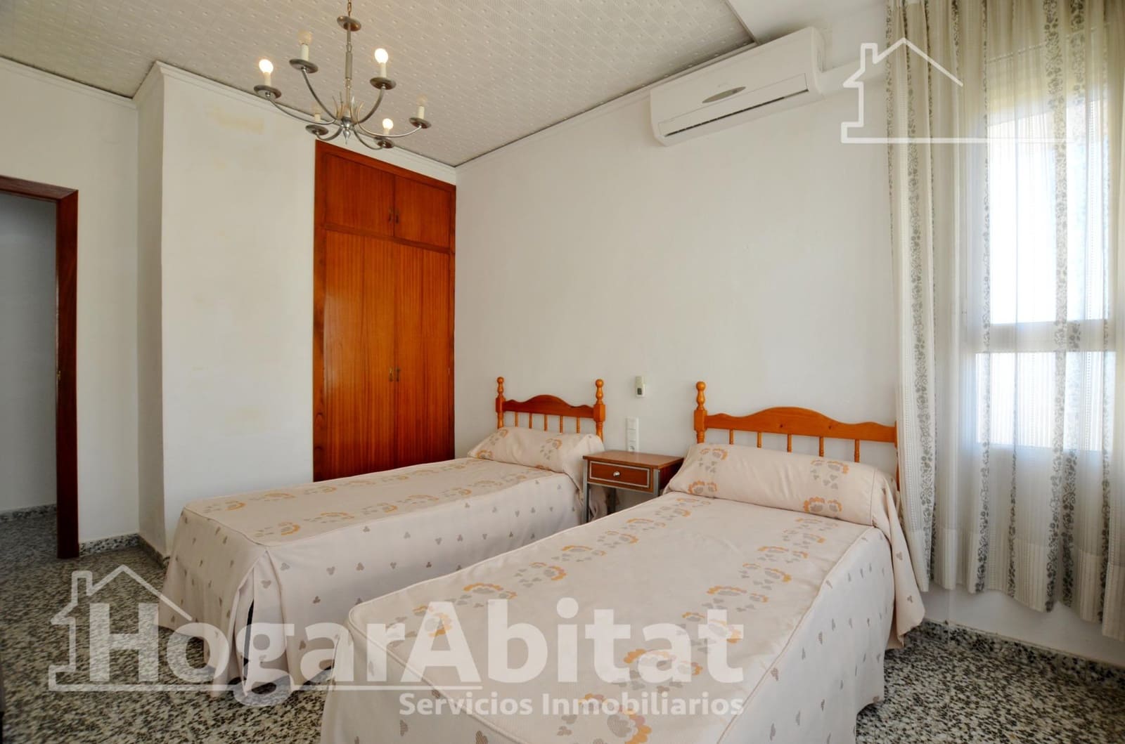 6 soverom Hus til salgs i La Font d'En Carros - € 230 000 (Ref: 9778243)