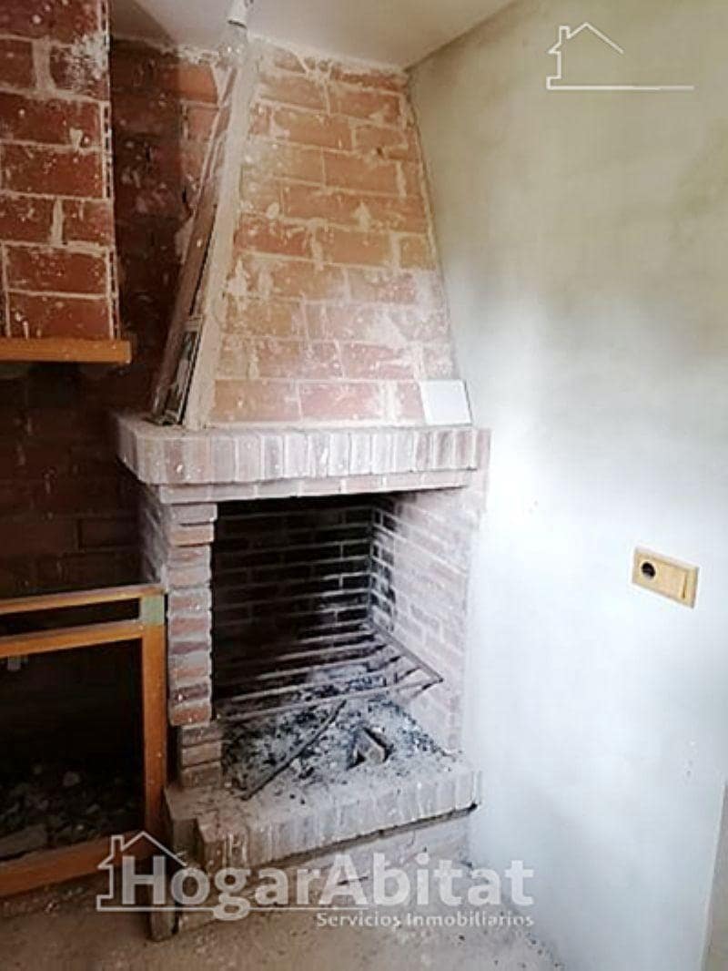 1 soveværelse Villa til salg i Castello de la Plana med garage - € 98.000 (Ref: 9780604)