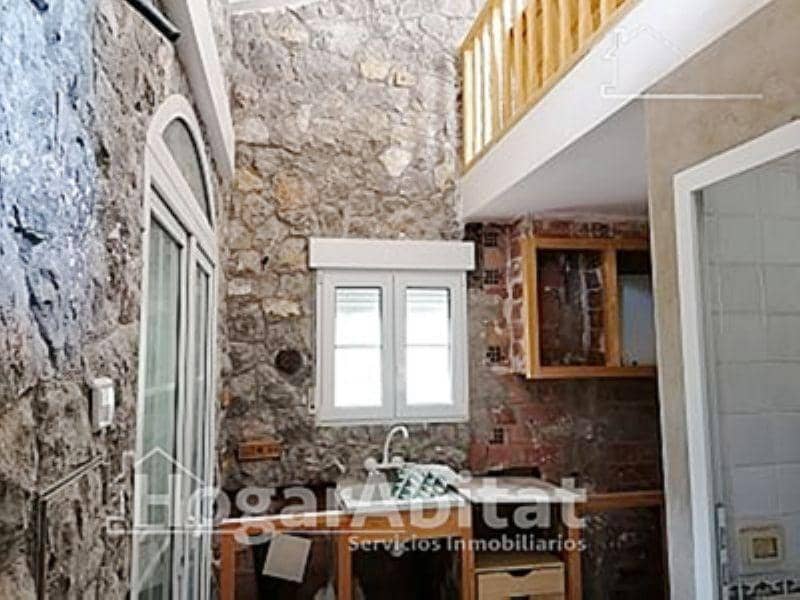 1 soveværelse Villa til salg i Castello de la Plana med garage - € 98.000 (Ref: 9780604)