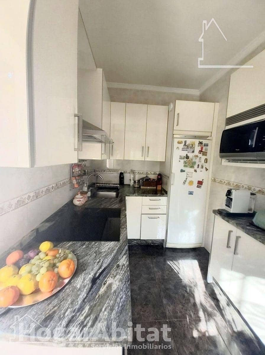 4 soveværelse Villa til salg i El Higueron med garage - € 175.000 (Ref: 9780611)