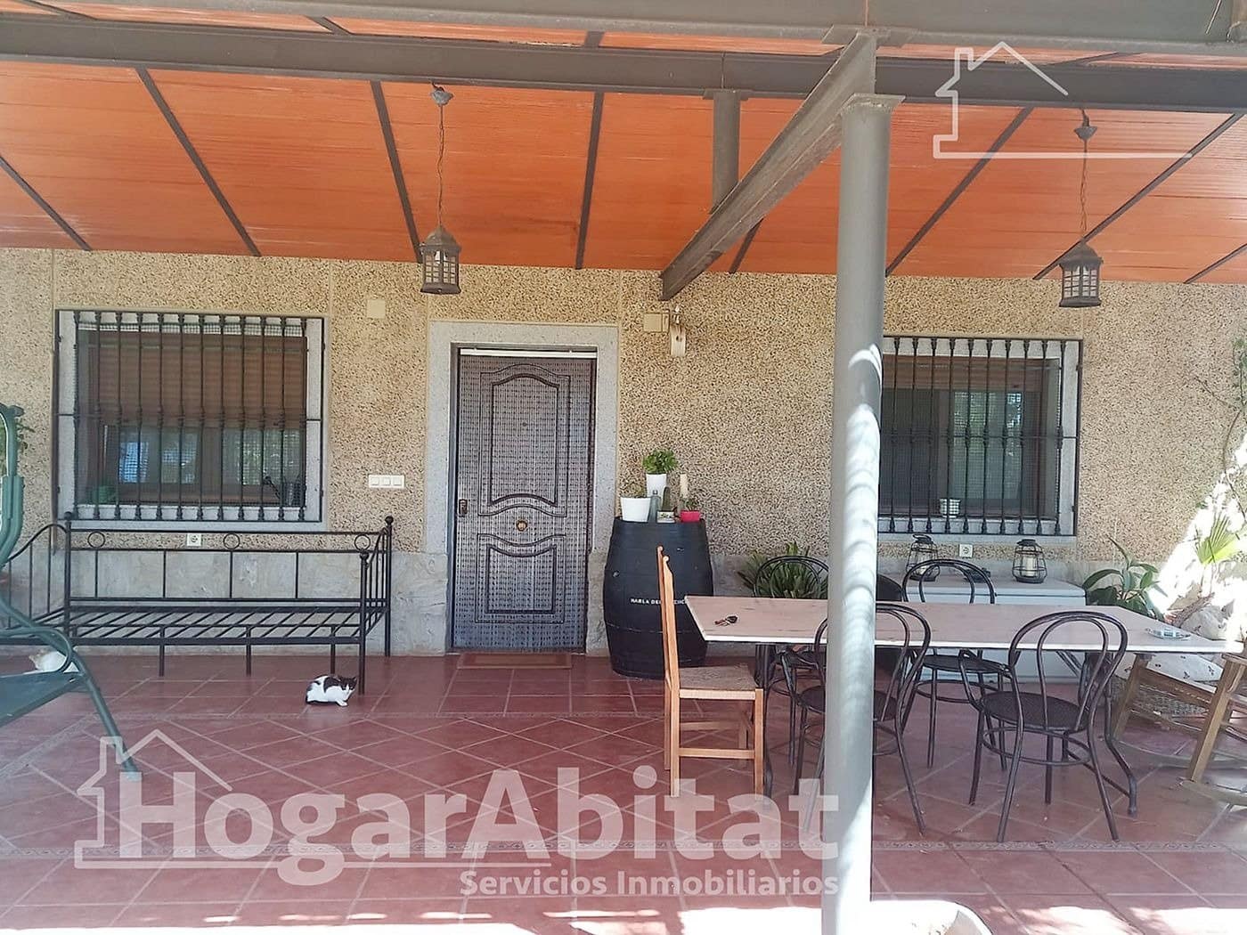 4 soverom Villa til salgs i Badajoz by med svømmebasseng garasje - € 202 000 (Ref: 9780615)
