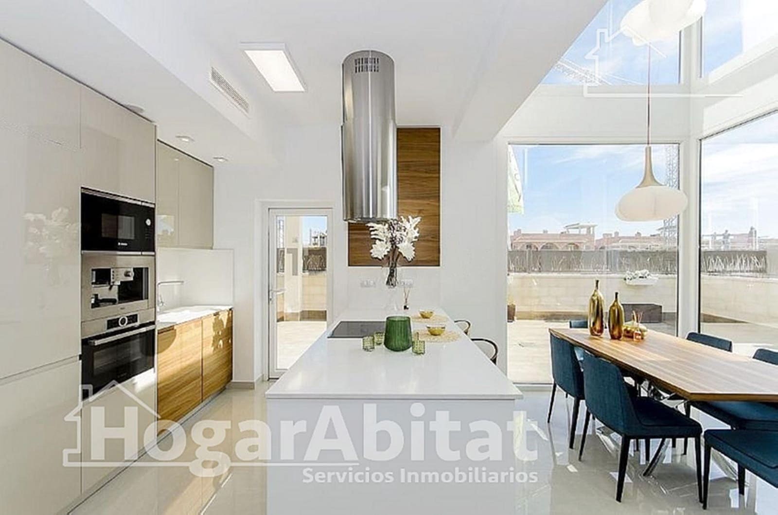 3 chambre Villa/Maison à vendre à Almeria ville avec piscine garage - 459 000 € (Ref: 9780617)