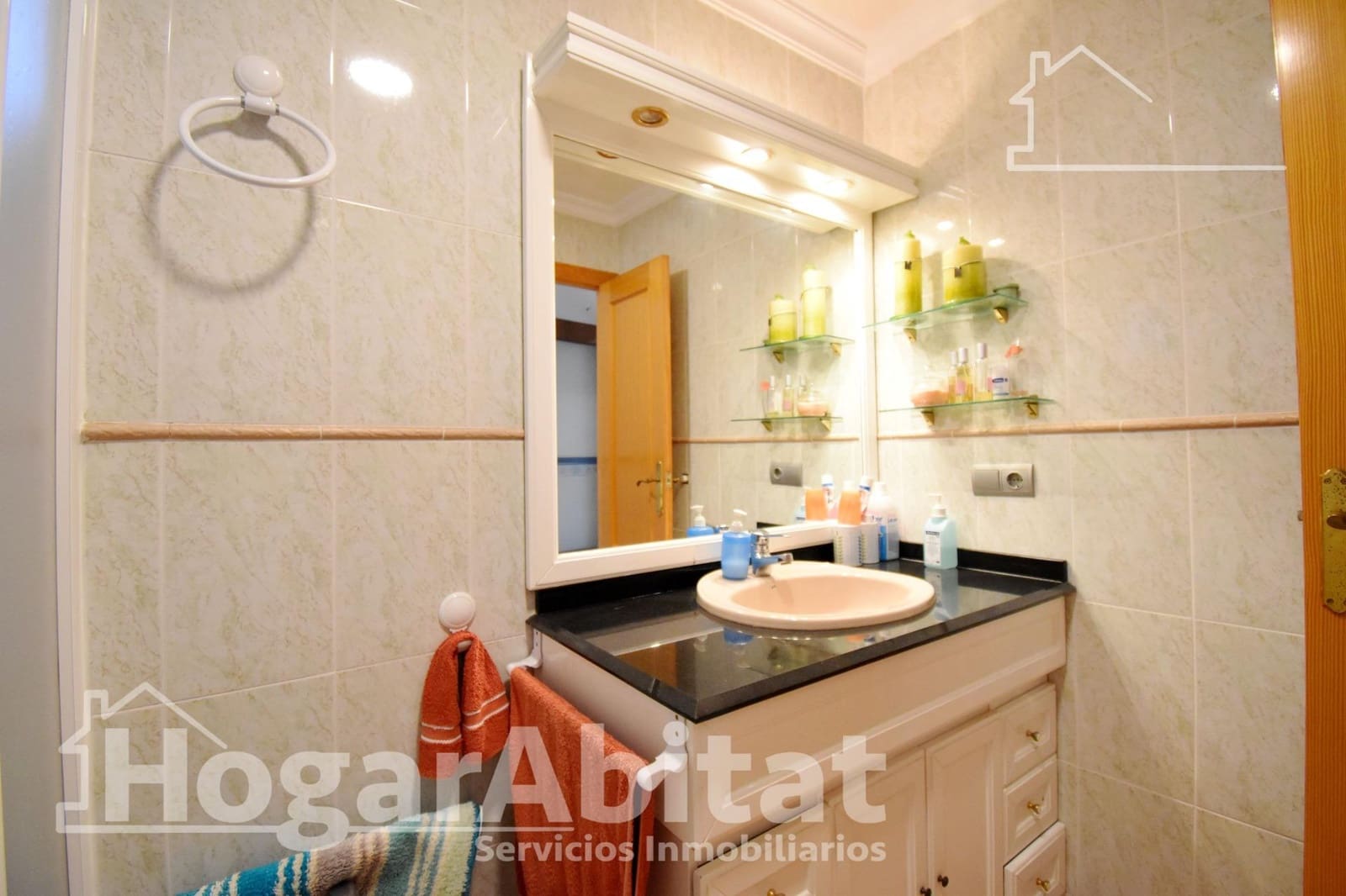 5 slaapkamer Villa te koop in Simat de la Valldigna met zwembad garage - € 189.000 (Ref: 9780621)