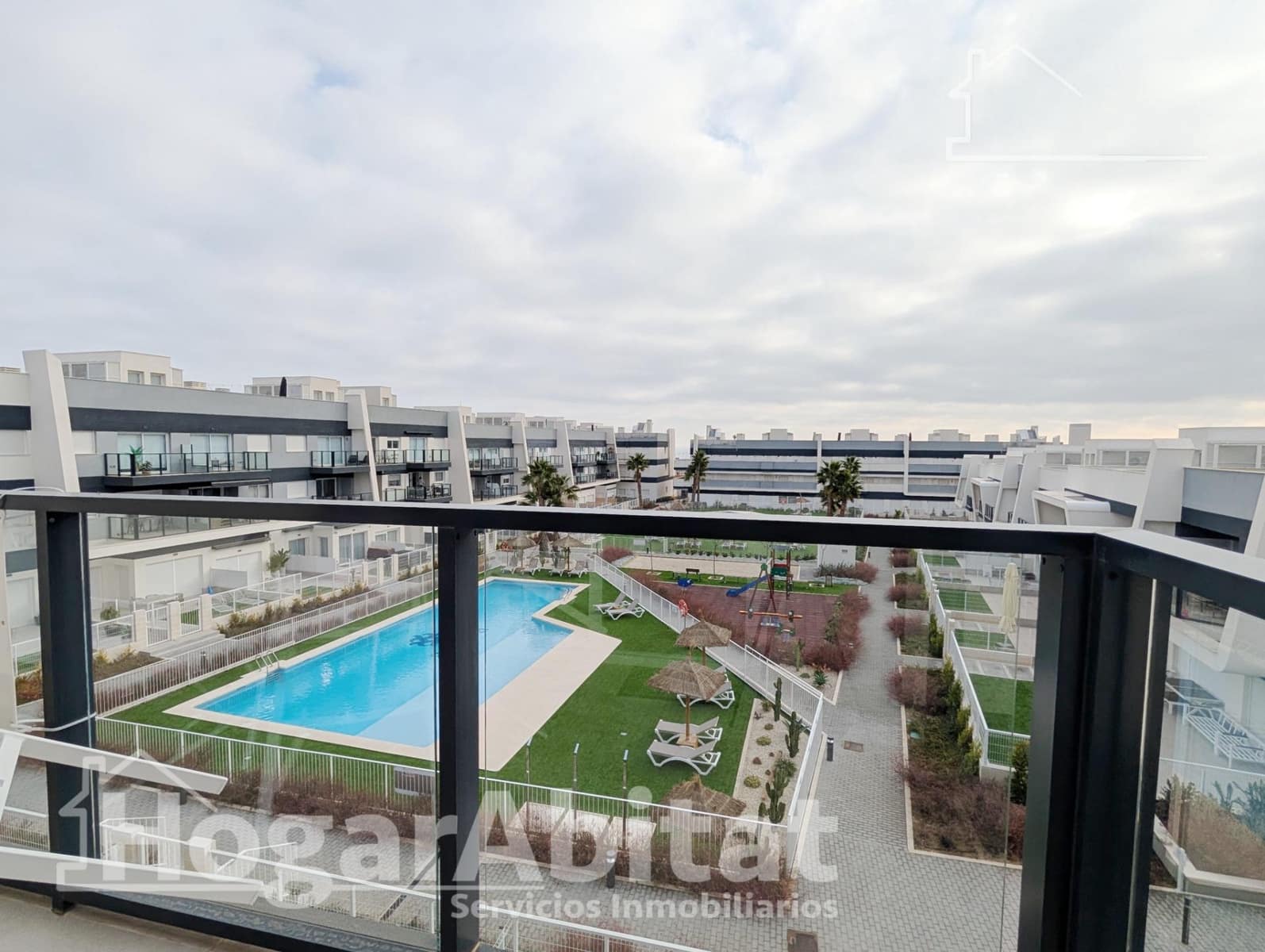 2 slaapkamer Penthouse te koop in Gran Alacant met zwembad garage - € 399.000 (Ref: 9780625)