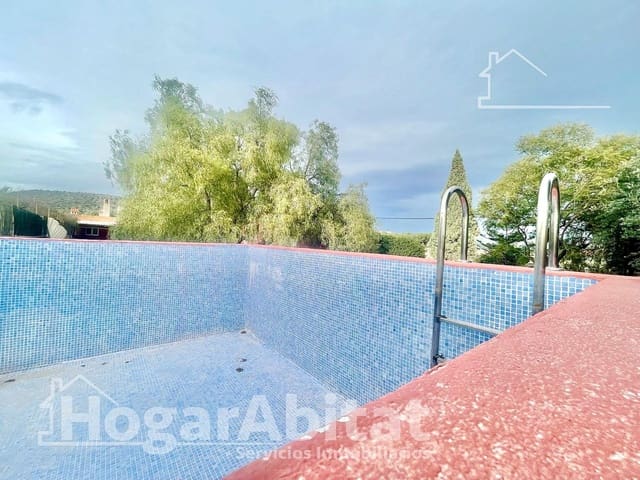 Chalet de 4 habitaciones en Onda en venta con piscina garaje - 230.000 € (Ref: 9780628)