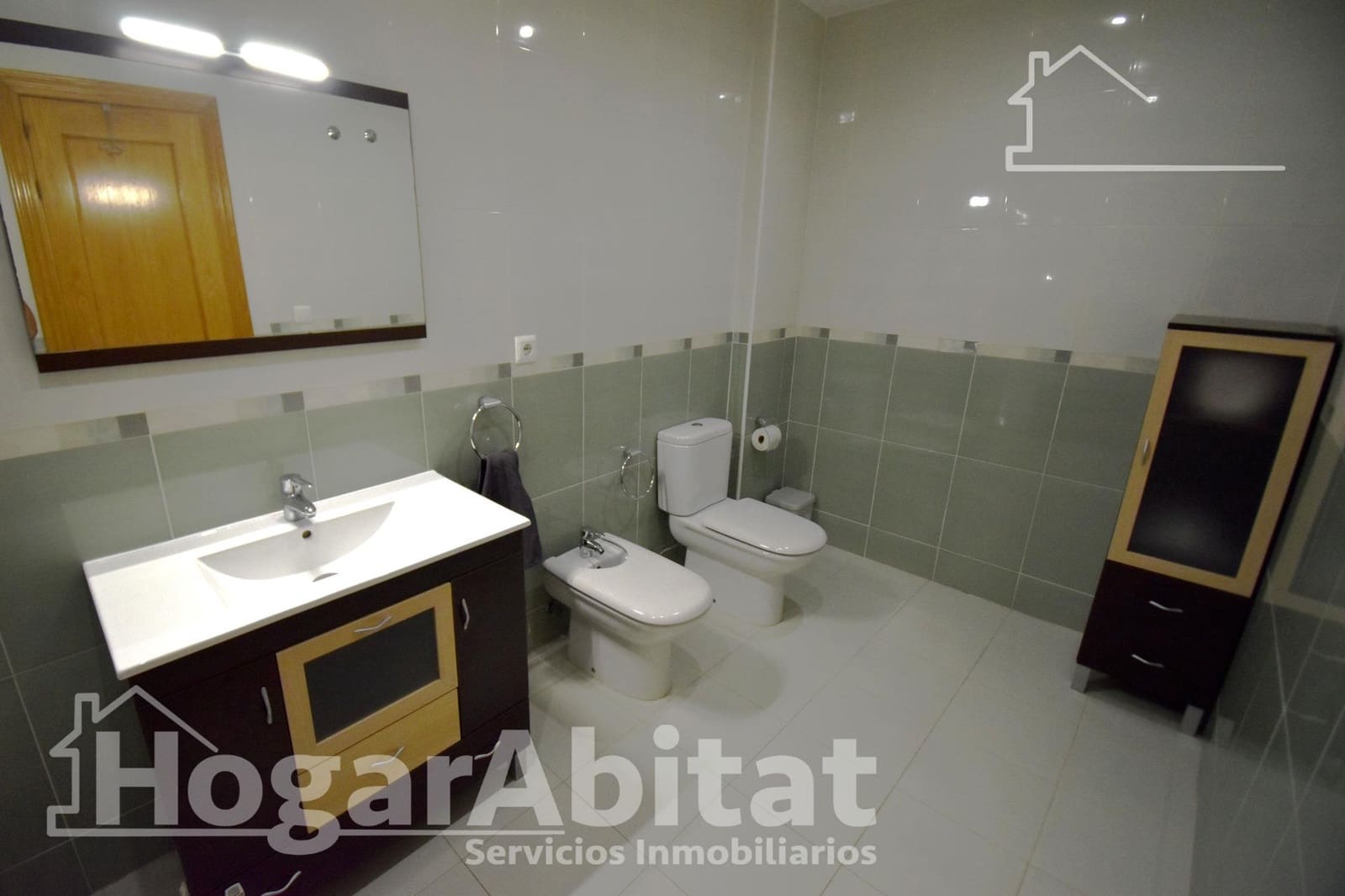 3 quarto Moradia em Banda para venda em Onda com garagem - 170 000 € (Ref: 9780629)