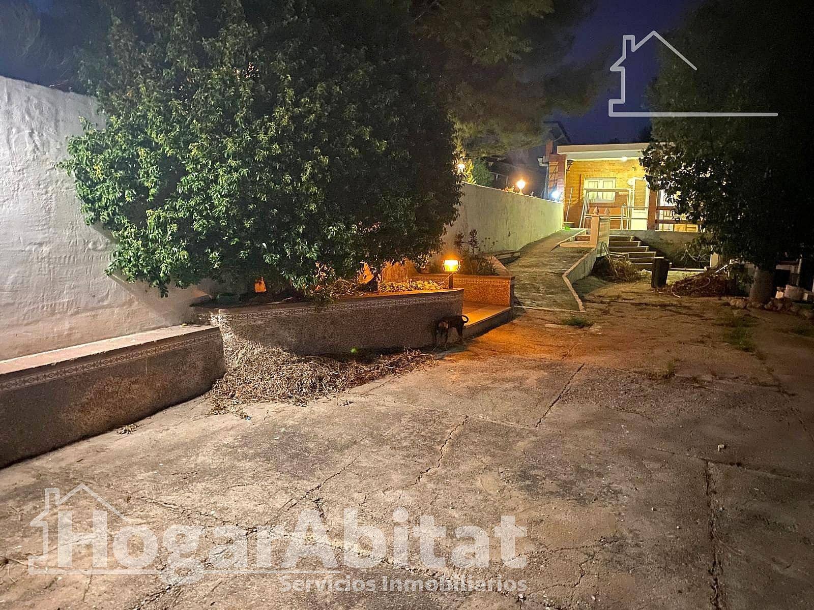 2 soveværelse Villa til salg i Lliria med garage - € 130.000 (Ref: 9780635)