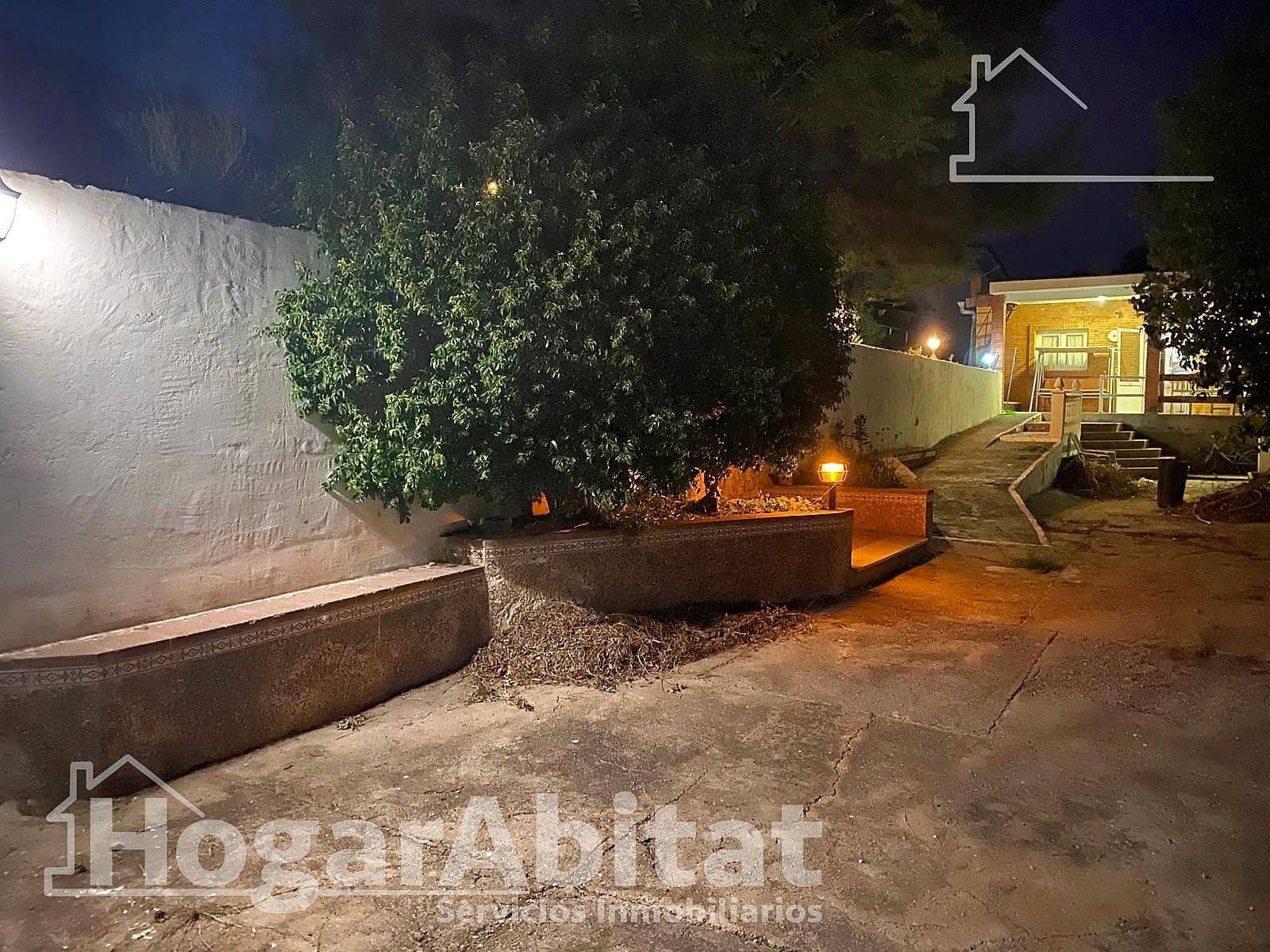 2 soveværelse Villa til salg i Lliria med garage - € 130.000 (Ref: 9780635)