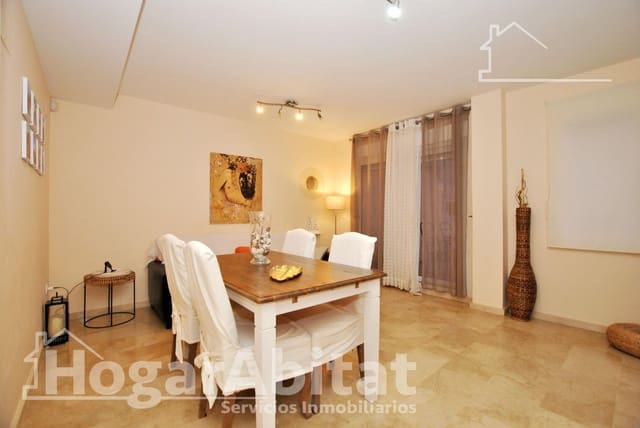 2 soverom Leilighet til salgs i Oliva med svømmebasseng garasje - € 220 000 (Ref: 9780638)