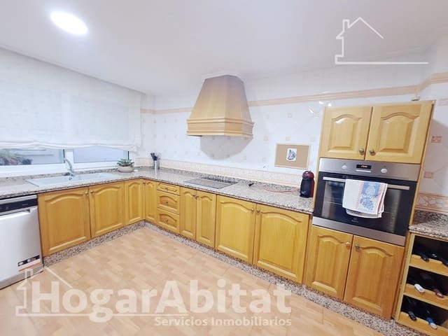 Casa de 8 habitaciones en Ribesalbes en venta con garaje - 295.000 € (Ref: 9780643)