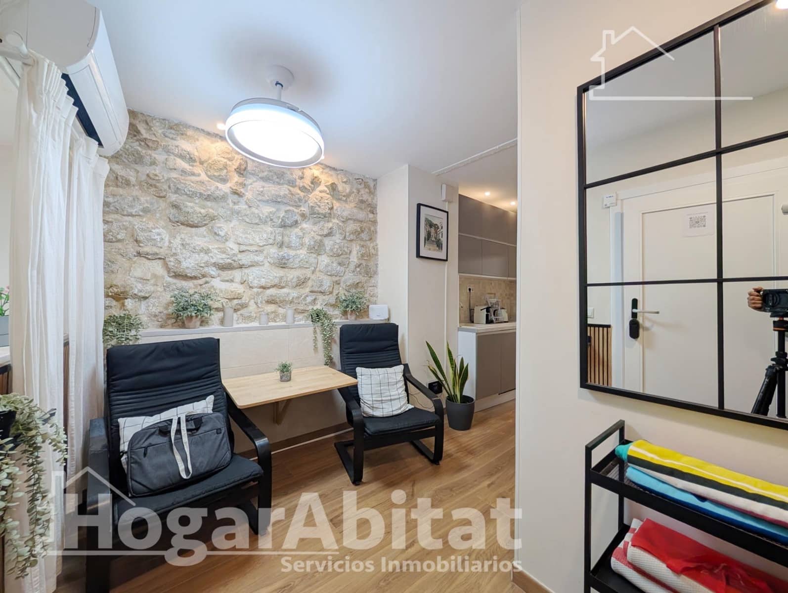 1 slaapkamer Flat te koop in Alicante stad - € 180.000 (Ref: 9780646)