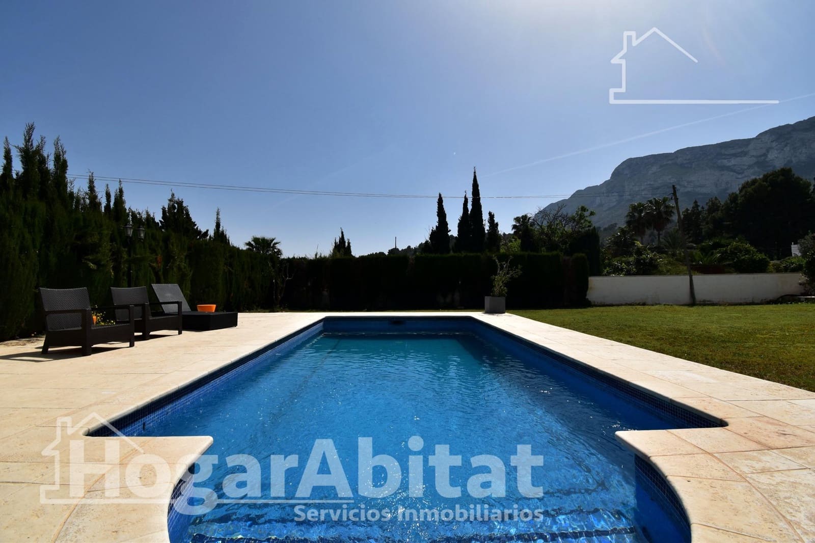 Chalet de 4 habitaciones en Dénia en venta con piscina garaje - 799.000 € (Ref: 9780651)