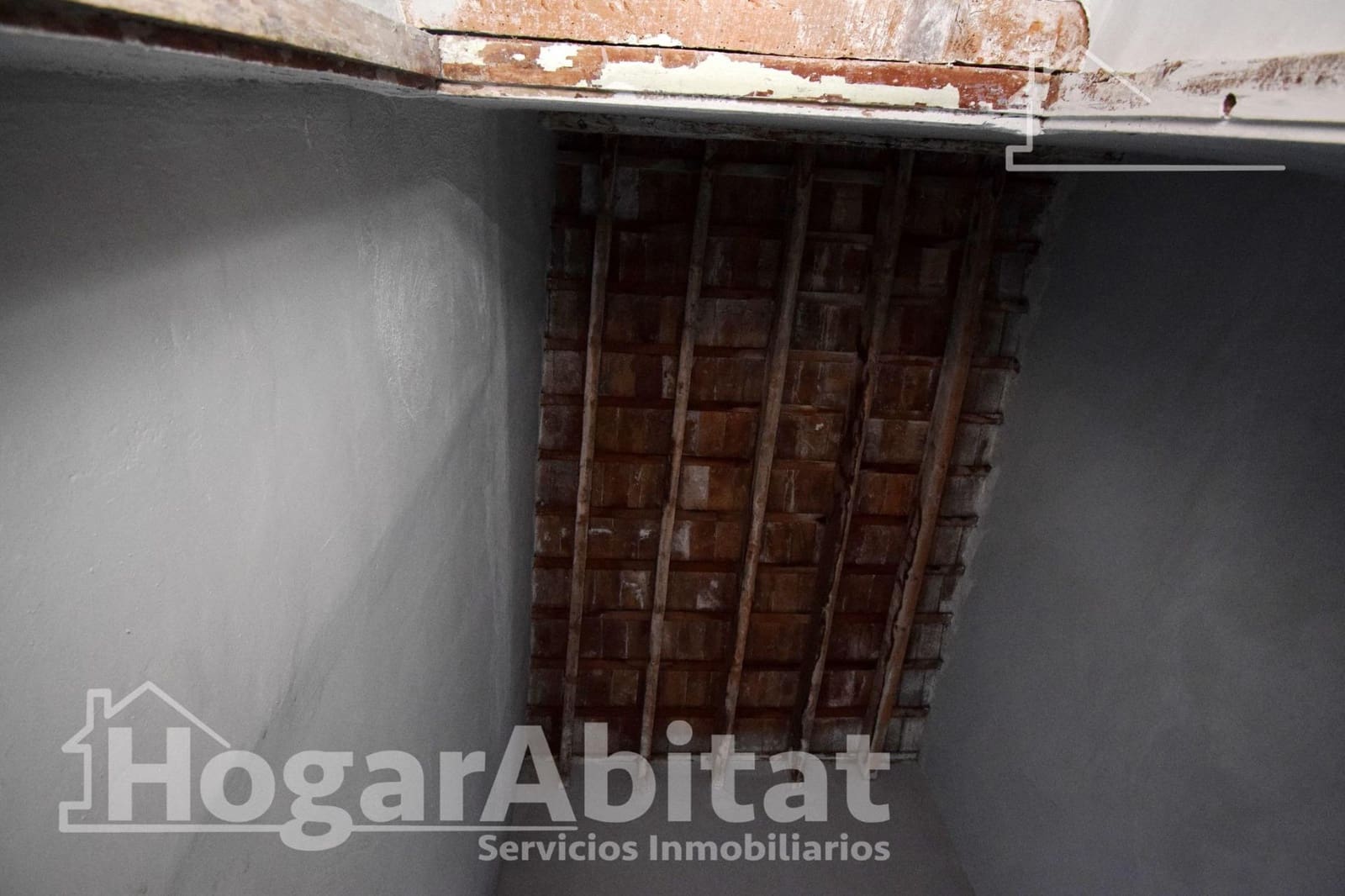 6 makuuhuone Omakotitalo myytävänä paikassa Almassora / Almazora mukana 
autotalli - 225 000 € (Ref: 9780656)