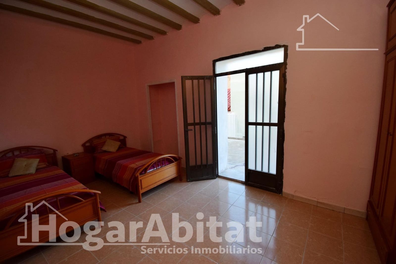 6 makuuhuone Omakotitalo myytävänä paikassa Almassora / Almazora mukana 
autotalli - 225 000 € (Ref: 9780656)