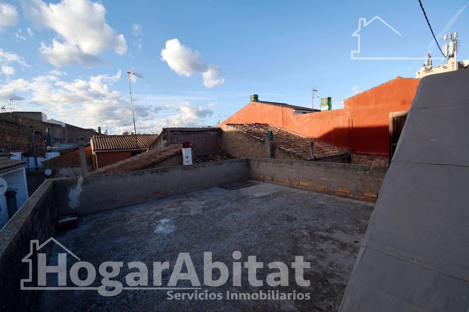 6 makuuhuone Omakotitalo myytävänä paikassa Almassora / Almazora mukana 
autotalli - 225 000 € (Ref: 9780656)