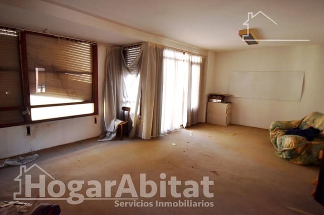 6 slaapkamer Huis te koop in Vila-real met garage - € 300.000 (Ref: 9780657)