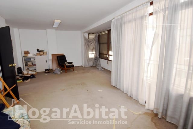6 slaapkamer Huis te koop in Vila-real met garage - € 300.000 (Ref: 9780657)