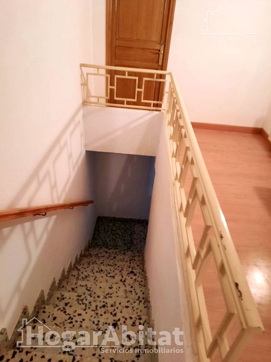 Casa de 5 habitaciones en Villena en venta con garaje - 160.000 € (Ref: 9780662)