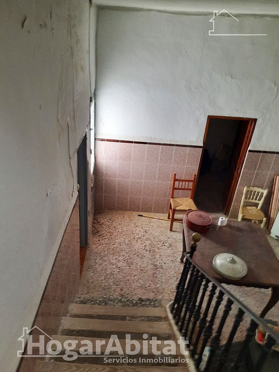 Casa de 5 habitaciones en Villena en venta con garaje - 160.000 € (Ref: 9780662)