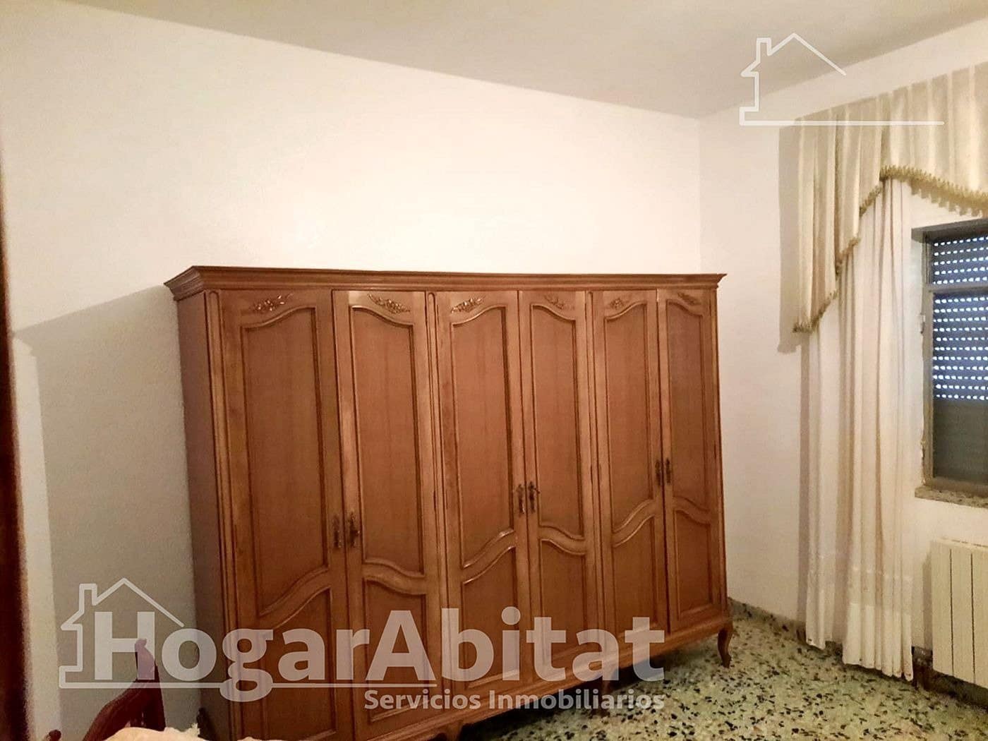 Casa de 5 habitaciones en Villena en venta con garaje - 160.000 € (Ref: 9780662)
