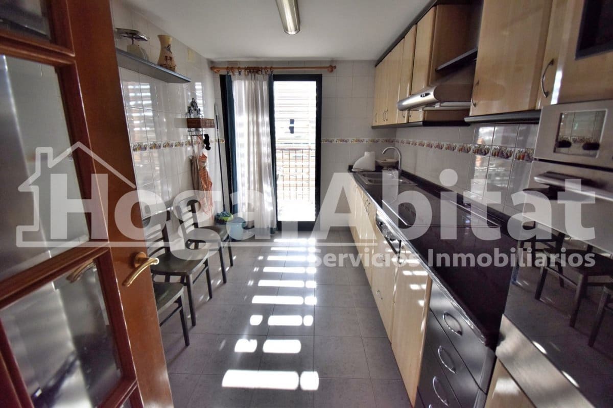 Piso de 3 habitaciones en Castelló de la Plana en venta con garaje - 330.000 € (Ref: 9787742)