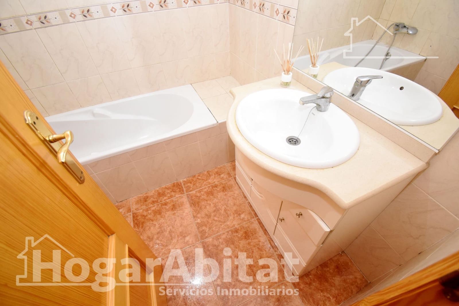 3 bedroom Flat for sale in San Juan de Moro - € 104,900 (Ref: 9787743)