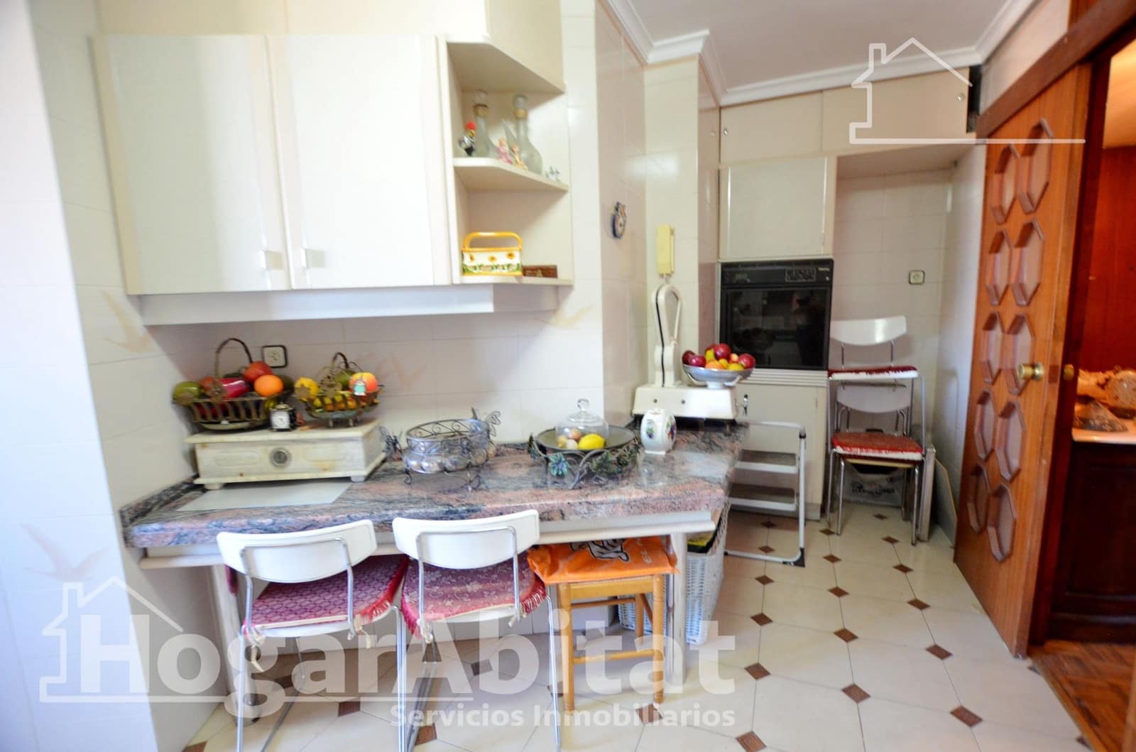 Piso de 4 habitaciones en Alicante / Alacant ciudad en venta con piscina garaje - 390.000 € (Ref: 9787749)