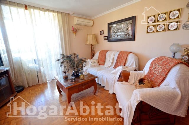Piso de 4 habitaciones en Alicante / Alacant ciudad en venta con piscina garaje - 390.000 € (Ref: 9787749)
