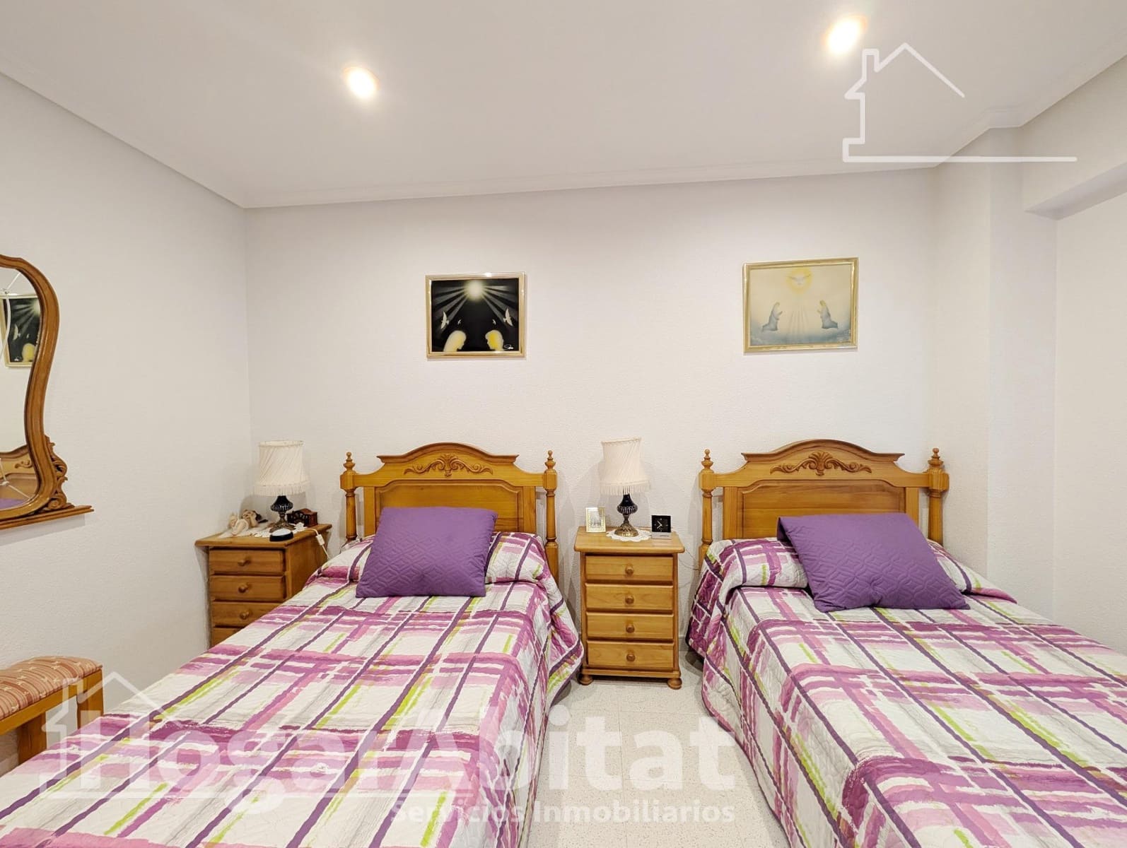 3 bedroom Flat for sale in Arenales del Sol with garage - € 288,000 (Ref: 9787754)