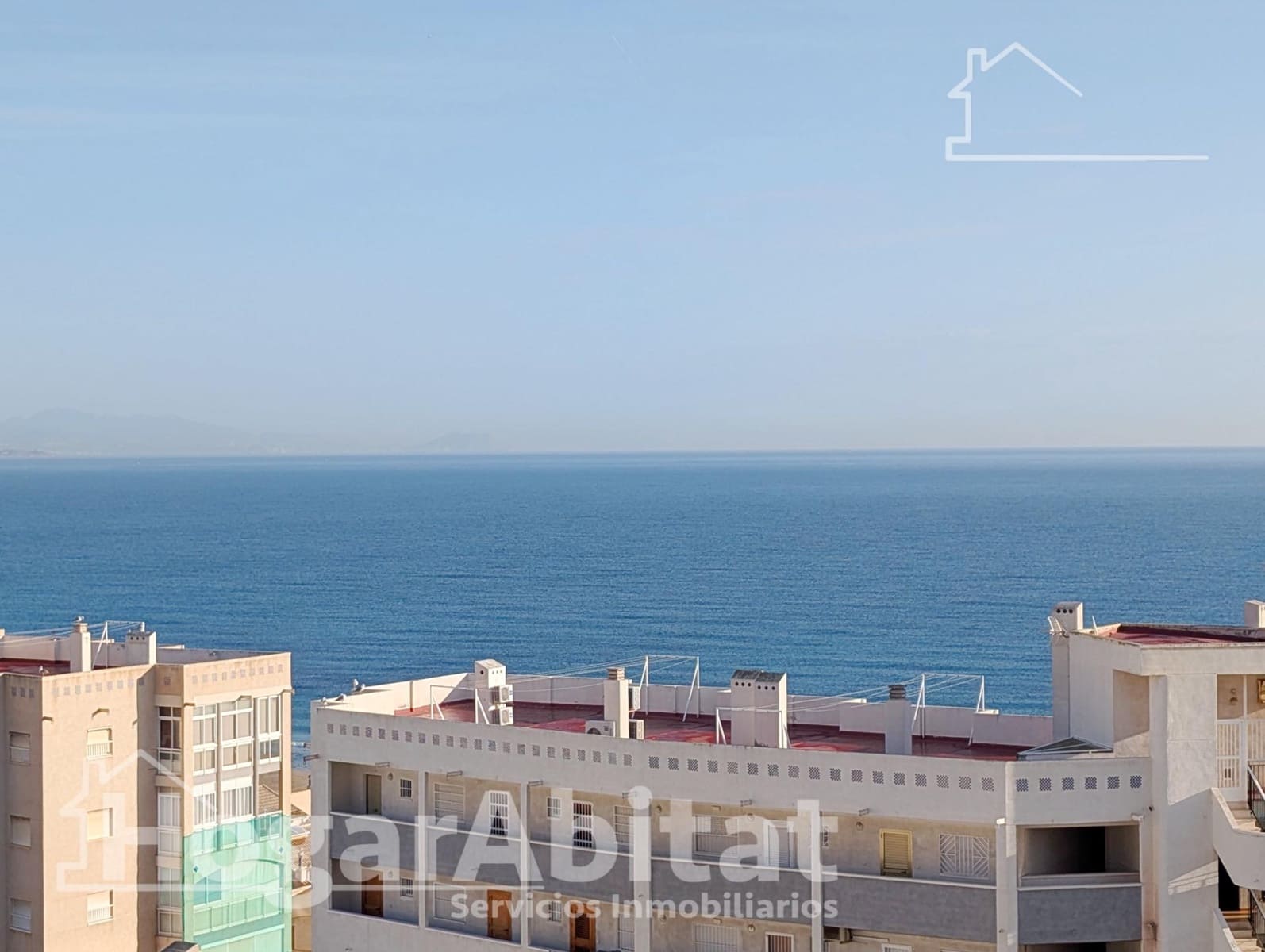 3 bedroom Flat for sale in Arenales del Sol with garage - € 288,000 (Ref: 9787754)