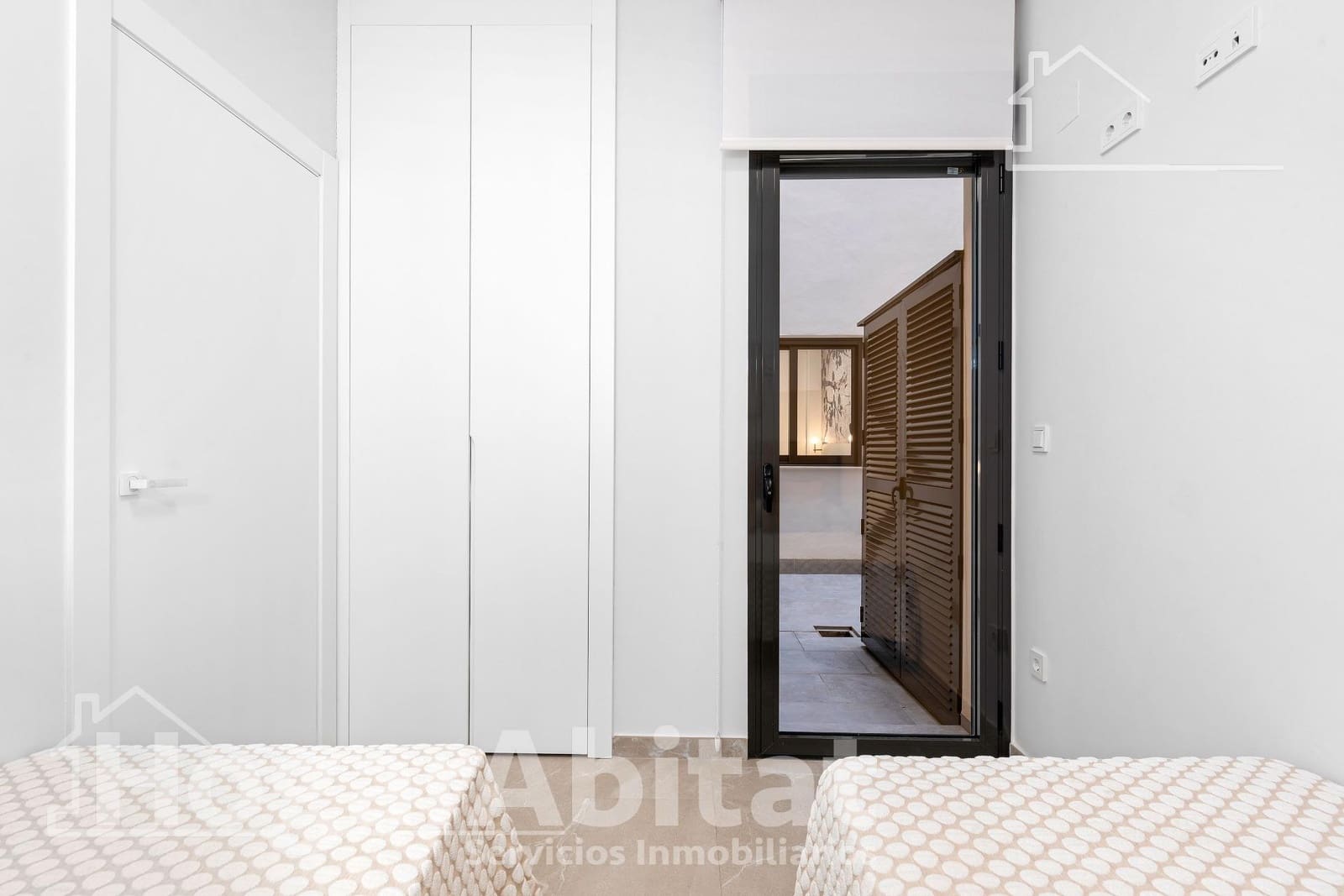 1 chambre Appartement à vendre à Torrevieja avec piscine garage - 339 000 € (Ref: 9787764)