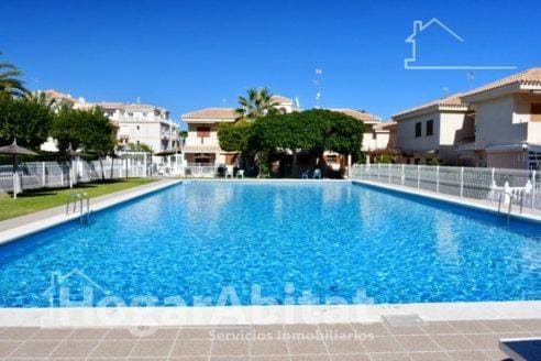 3 quarto Moradia em Banda para venda em Playa Flamenca com garagem - 239 000 € (Ref: 9787768)