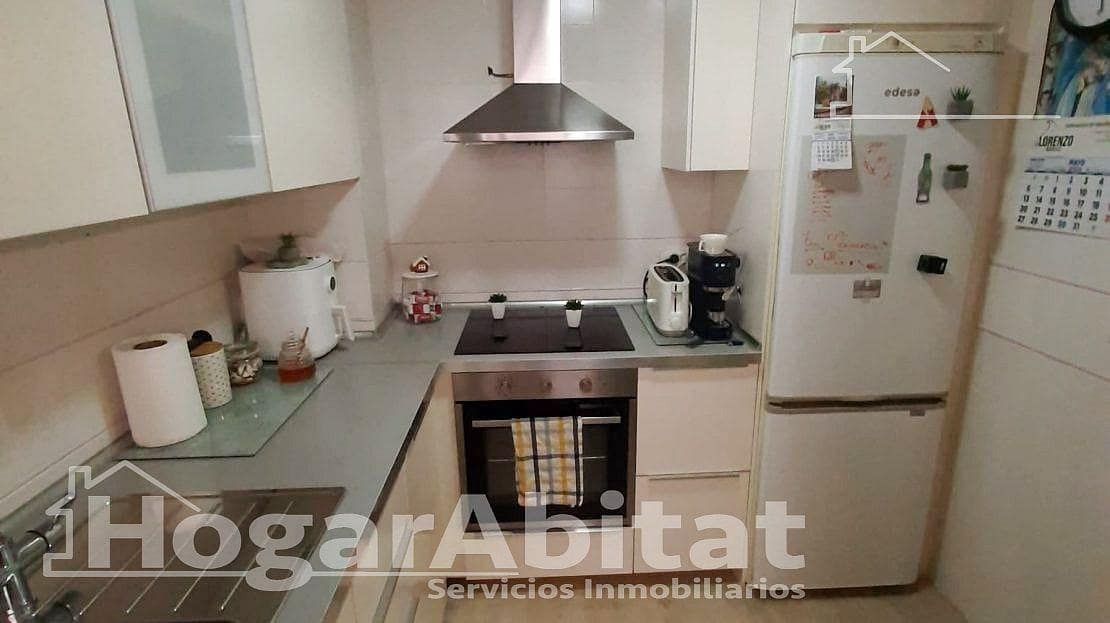 3 bedroom Flat for sale in Torrevieja with garage - € 255,000 (Ref: 9787771)