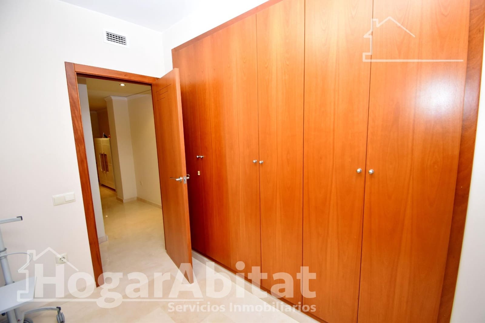 4 soveværelse Lejlighed til salg i Almussafes med garage - € 248.000 (Ref: 9787772)