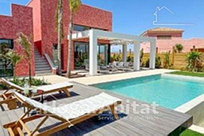 3 sypialnia Willa na sprzedaż w Cuevas del Almanzora z basenem garażem - 675 000 € (Ref: 9787788)