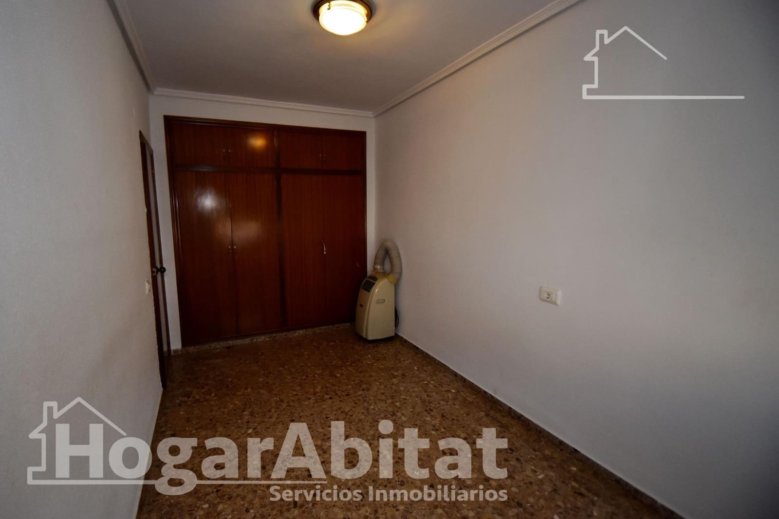 4 bedroom Flat for sale in L'Alcora - € 98,000 (Ref: 9787796)
