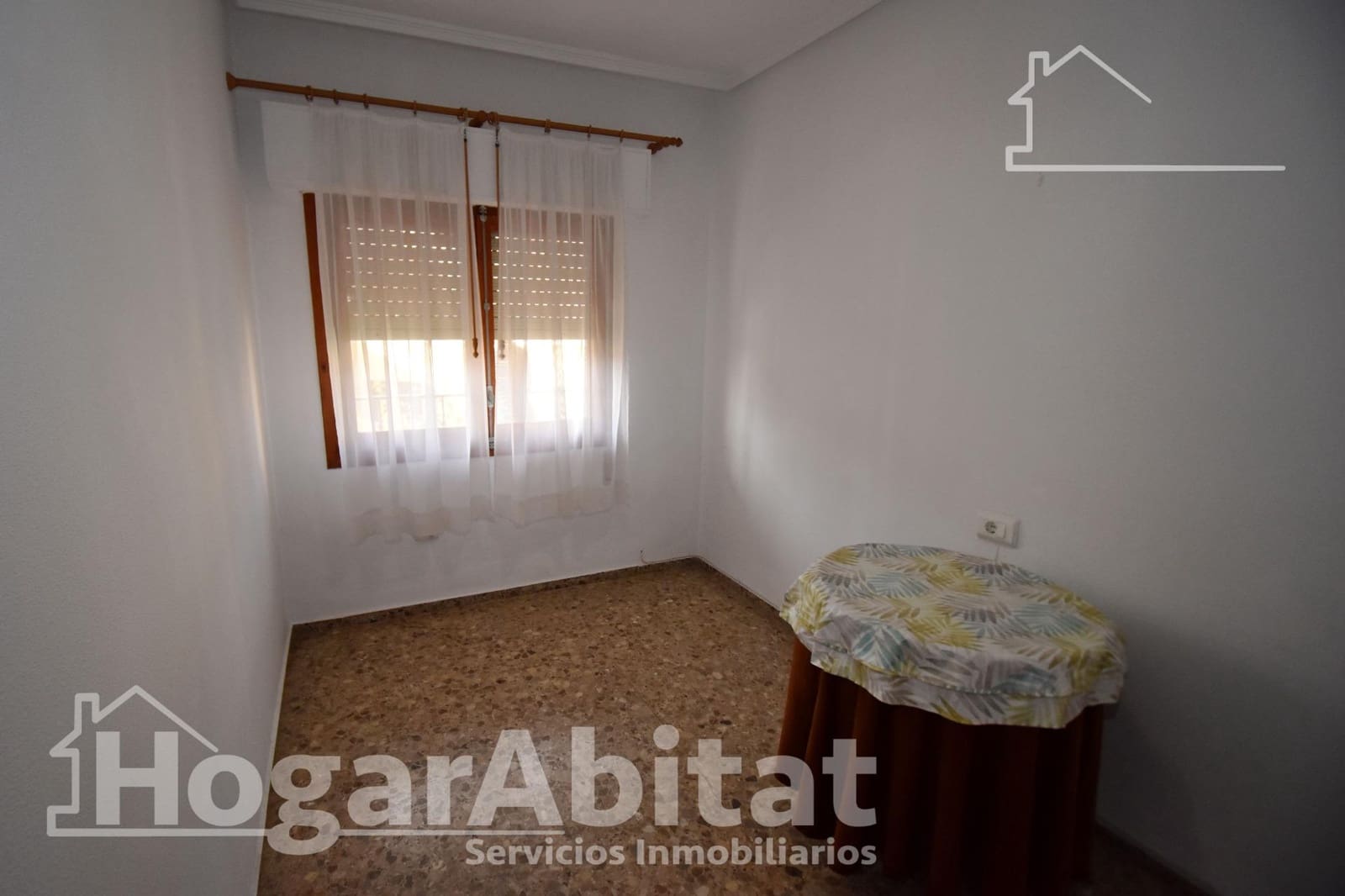 4 bedroom Flat for sale in L'Alcora - € 98,000 (Ref: 9787796)