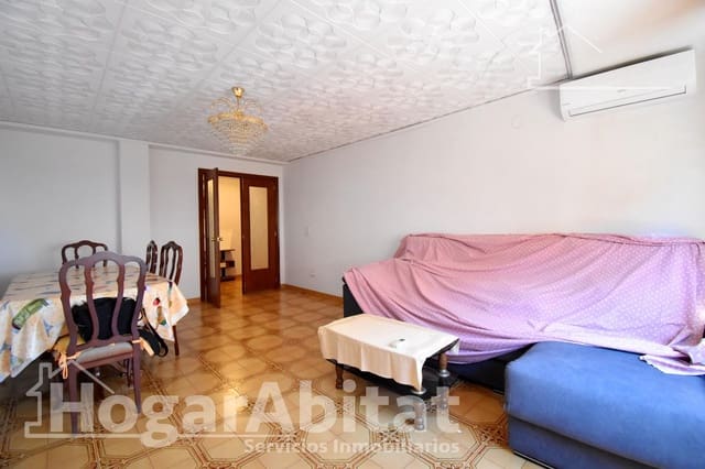 4 chambre Appartement à vendre à Piles avec garage - 130 000 € (Ref: 9787800)